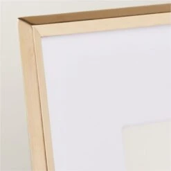 Blaine Polished Brass Picture Frame 5"x7" -Home Furnishings Store BlainePldBrsFrame5X7inAVSHF22