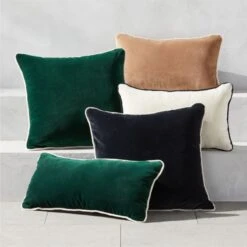 Bronte Green Velvet Outdoor Throw Pillow 20'' 7 Bronte Green Velvet Outdoor Throw Pillow 20'' -Home Furnishings Store BronteVelvetGroupFHS23