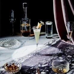 Duval Glass Decanter -Home Furnishings Store CB2HOL21 19B V1OC21 1x1