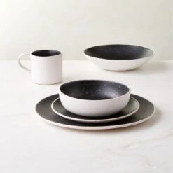 Fynn Black And White Pasta Bowl With Reactive Glaze 9 Fynn Black And White Pasta Bowl With Reactive Glaze -Home Furnishings Store FlynnRctvGroupFHS23 2