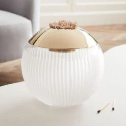 Curve Ball Match Striker