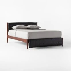 Maraba Black Leather Queen Bed -Home Furnishings Store MarabaLeatherQueenBed3QSSS22