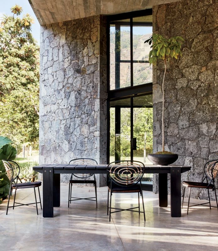 Sarno Outdoor Table 6 Sarno Outdoor Table - Image 4