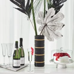 Swirl Cake Stand With Glass Lid -Home Furnishings Store ToastAndGetToastedOC20 1x1