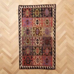 Vintage Anatolian Handwoven Area Rug 5'4"x9'4" -Home Furnishings Store VntAntlnHdwvnRug5d4X9d4SHF22